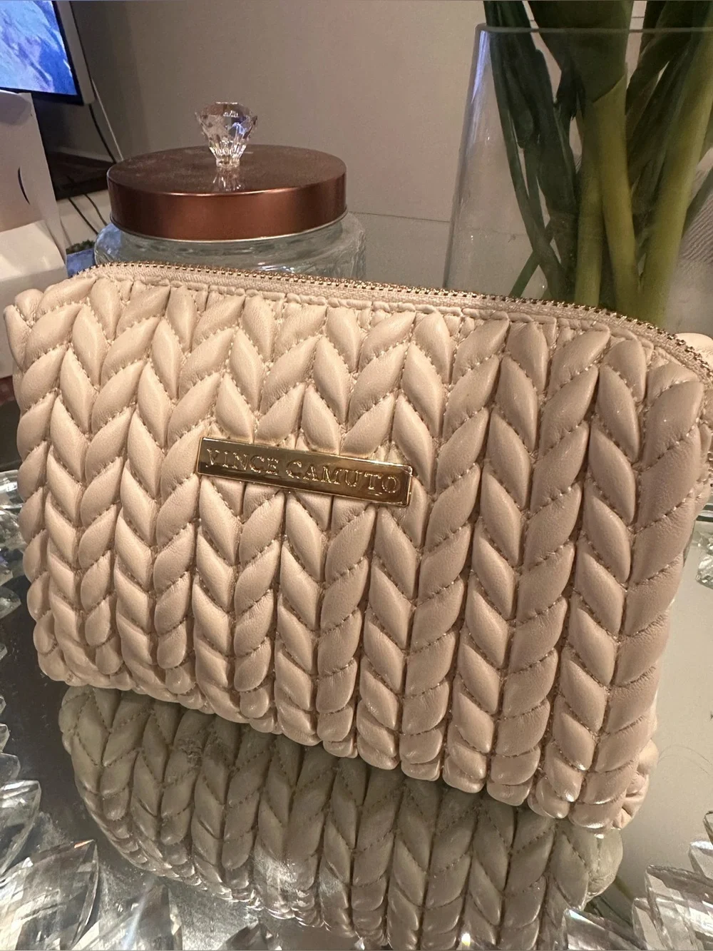 Vince Camuto Cream Quilted Woven Cosmetic Makeup Bag Gold Zip Luxe Travel Pouch